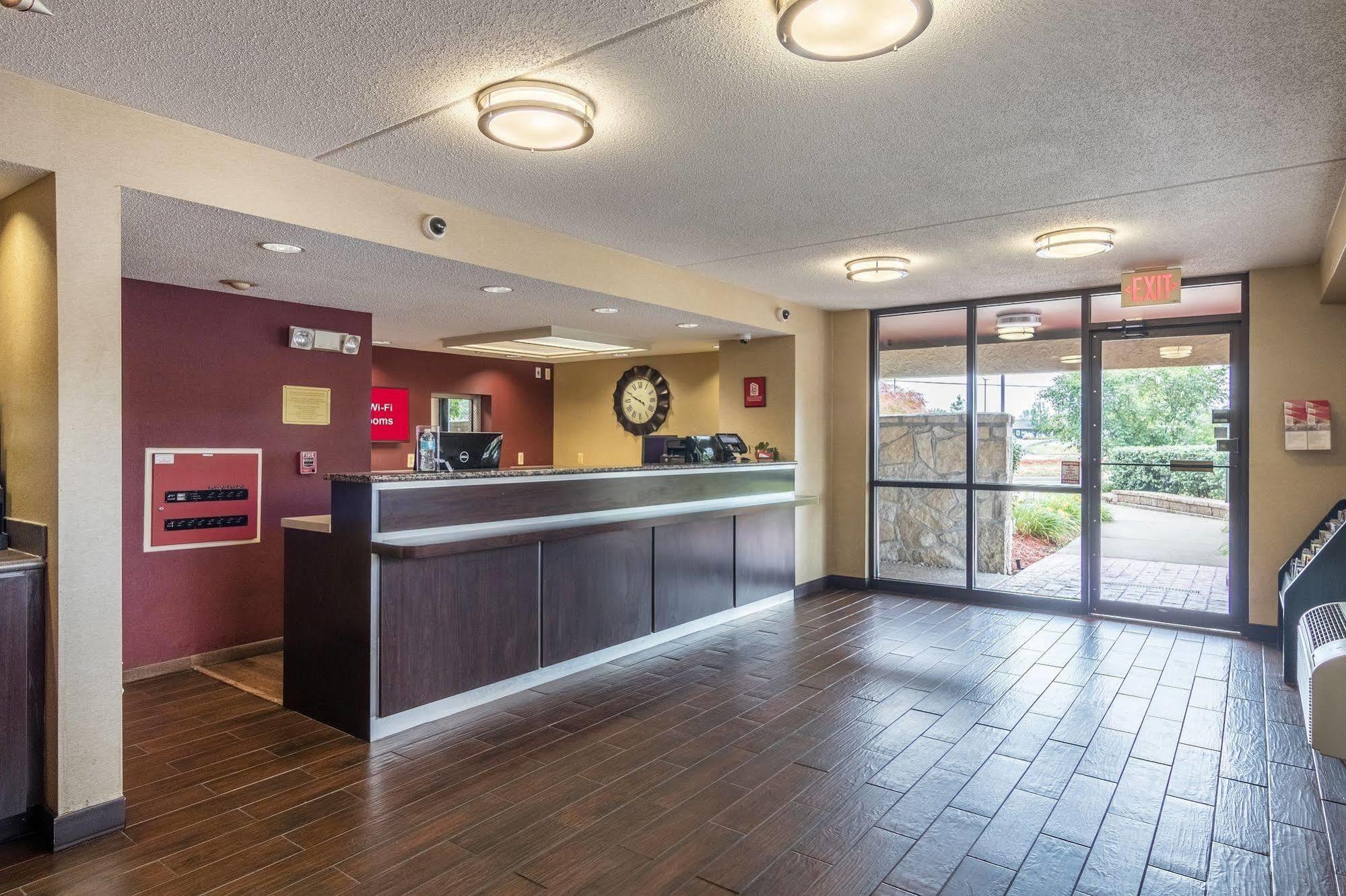 Red Roof Inn Detroit Metro Airport - Belleville Extérieur photo